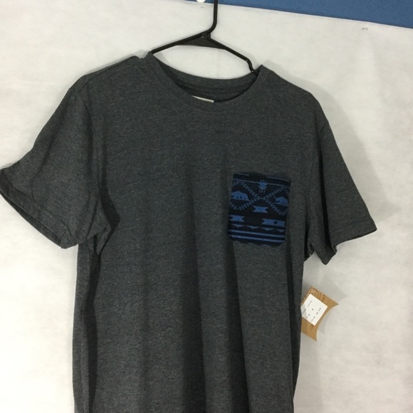 Men’s Gray Pocket T-shirt NWT - Picture 2 of 5